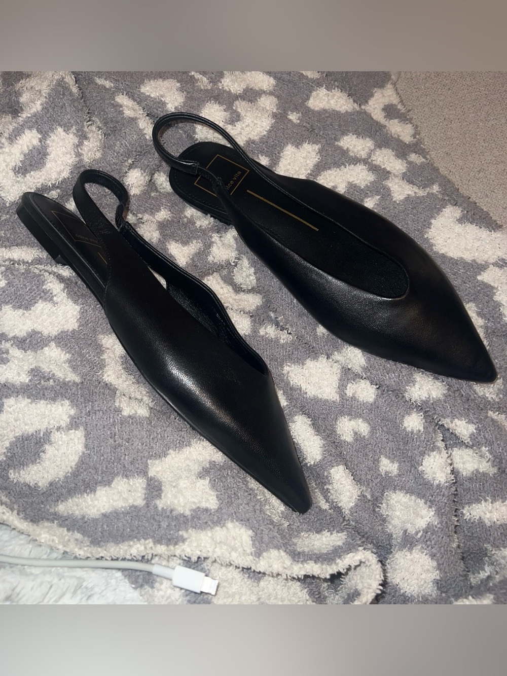 Flats - Picture 3 of 4